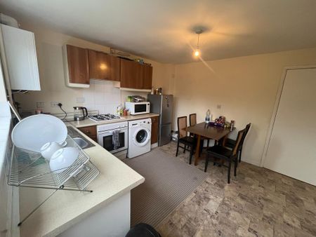 2 bedroom terraced house to rent - Photo 5