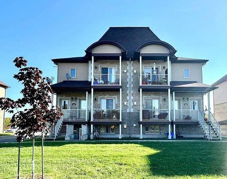 187 Bourdeau Blvd Unit 1 - Photo 3