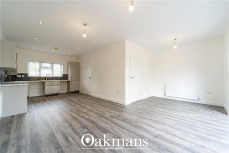 3 bedroom semi-detached house to rent - Photo 2