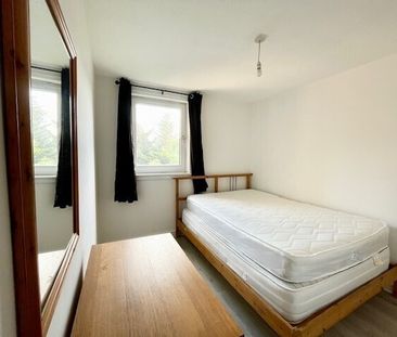West Graham Street, GARNETHILL - Photo 1