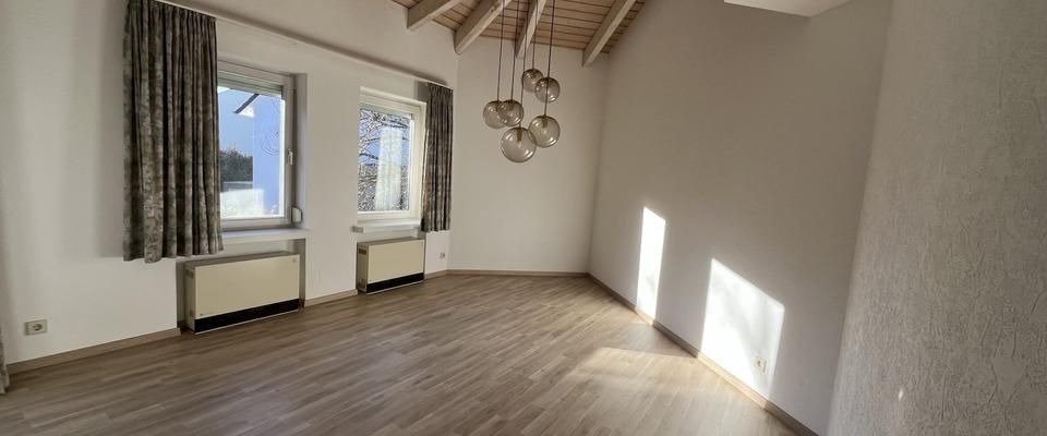 Aidlingen: Gemütliche 3 Zimmer Wohnung mit Balkon - Foto 1