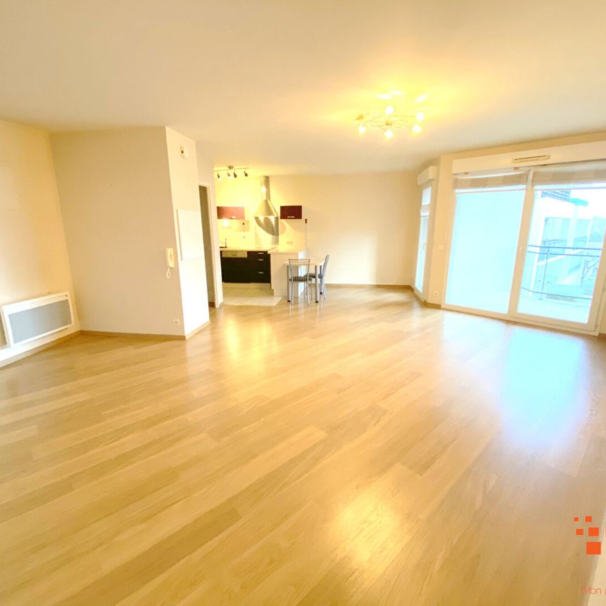 Location Appartement 3 pièces 74m² - Photo 1