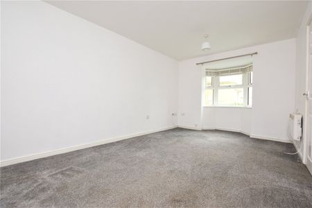 16, Whitehall Croft, Leeds, LS12 5NJ - Photo 3