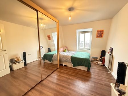 2 Bed Flat, Queens Road, SE15 - Photo 4