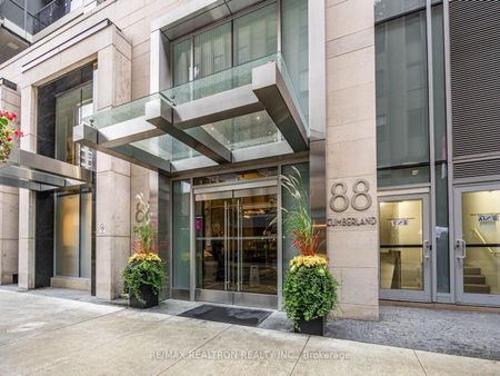 For Lease - 88 Cumberland Street Unit# 1801, Toronto, Ontario - Photo 4