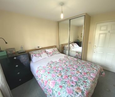 Price £1,695 pcm - Available 23/05/2025 - Unfurnished - Photo 3
