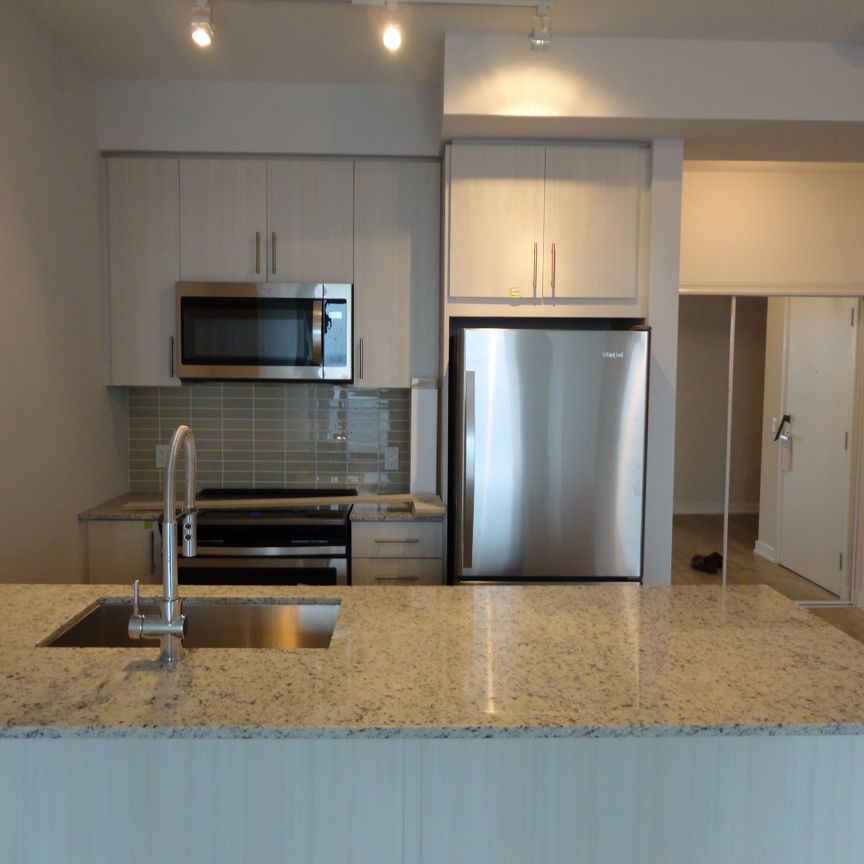 For Lease - 4055 Parkside Village Drive Unit# 2921, Mississauga, Ontario - Photo 1