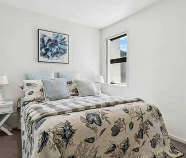 3 Bedroom Townhouse - Photo 3