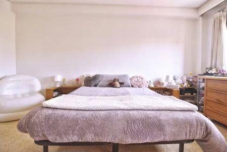 Carrer Explorador Andrés, Valencia, Valencian Community 46022 - Photo 2