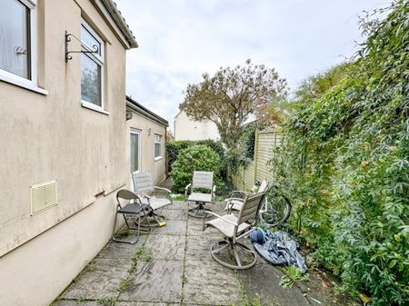 Filton Avenue, Horfield, Bristol, Somerset - Photo 5