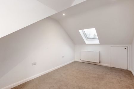 3 bedroom detached house to rent - Photo 3