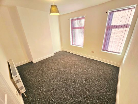 Albion Street, Old Trafford, Manchester, M16 - Photo 1