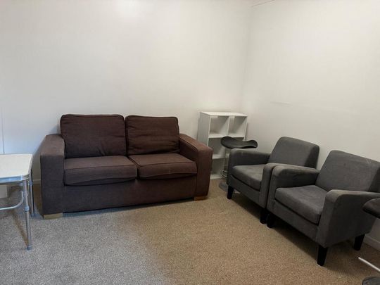 House share to rent - Photo 1