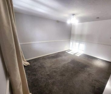 2 bedroom end of terrace house to rent - Photo 3