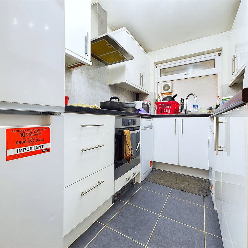 Harris Close, Hounslow - 1 bedroomProperty for lettings - Chasebuchanan - Photo 1