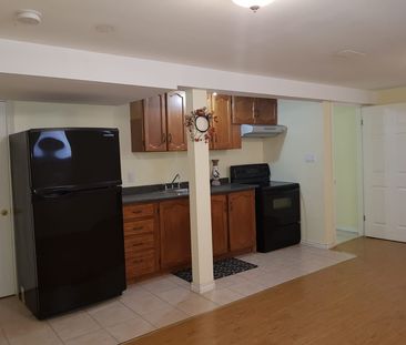 For Lease - 1502 Banwell Road, Mississauga, Ontario - Photo 3