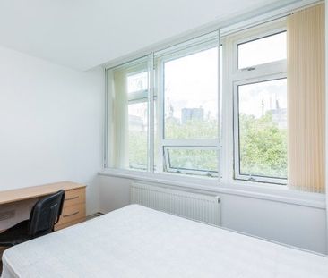 Guildhall Walk, Portsmouth - Photo 3