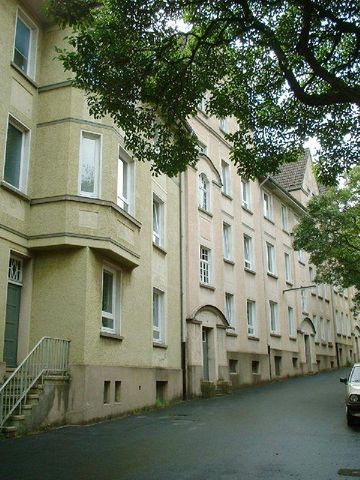 ** Gemütliche Dachgeschosswohnung wird ab März 26 umfangreich modernisiert ** - Foto 4