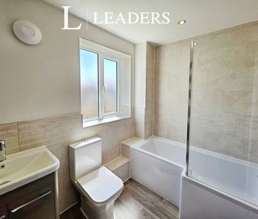 3 bedroom semi-detached to rent Bluebell Road, Quadring - Photo 5
