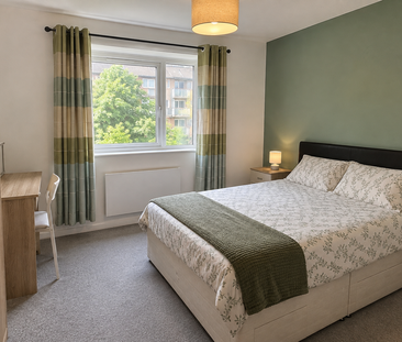 3 bedroom semi-detached house to rent - Photo 4