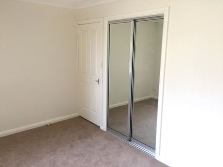 2/306 Terrigal Drive, Terrigal NSW 2260 - Townhouse For Rent | Domain - Photo 3