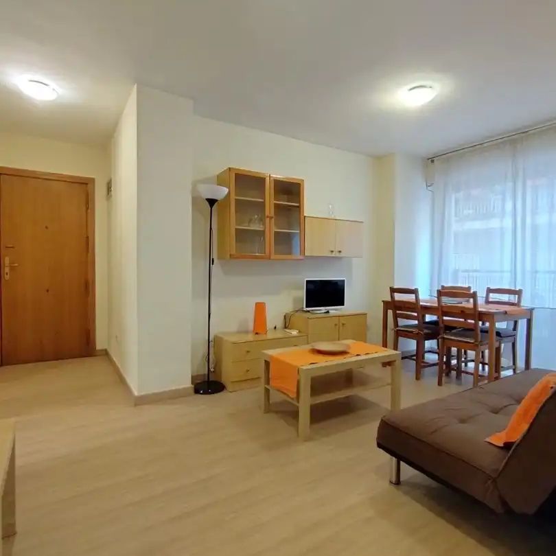 Apartamento de alquiler en Calle Alonso Espejo, Vistalegre - Photo 1