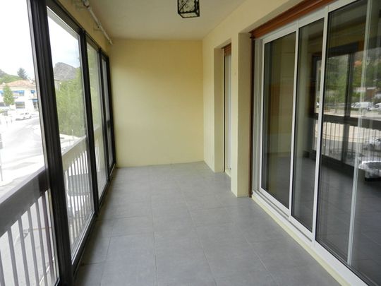 T3 AVEC LOGGIA VOLX - Photo 1