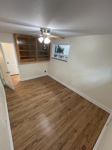 For Lease - 53 Oakridge Drive Unit# Basement unit, Toronto, Ontario - Photo 5