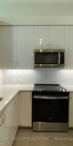 Yonge/Sheppard-New, Bright 1Bdrm+Den 1Bath - Photo 3