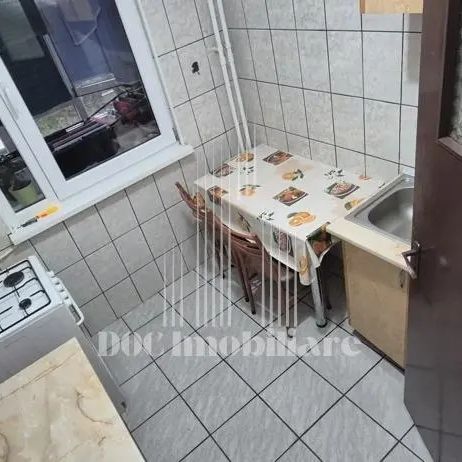 Inchiriere Apartament 2 Camere Nicolae Grigorescu | Titan | - Photo 1