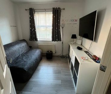 4 bedroom townhouse to rent - Photo 4