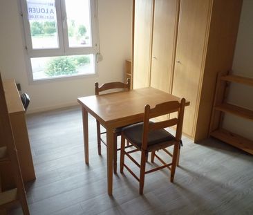 Location Appartement 1 pièce 21m² - Photo 2