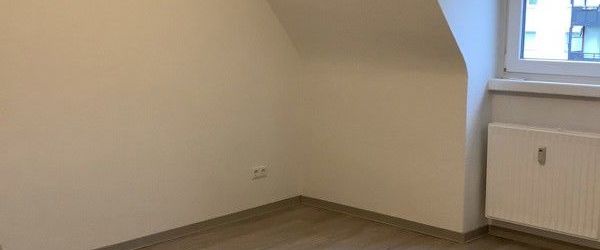 renoviertes Raumwunder: 3-Zi.-DG-Whg. in Nonnenbruch - Foto 1