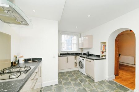 Checker Street - Photo 3