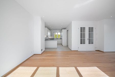 Neubau/Erstbezug: Hochwertig ausgestattete Haushälfte mit großem Raumangebot - Photo 5