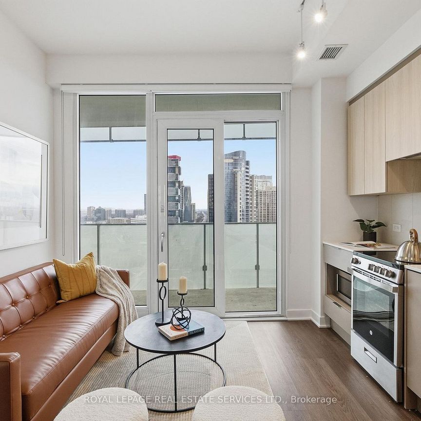 For Lease - 3900 Confederation Parkway Unit# 1811, Mississauga, Ontario - Photo 1