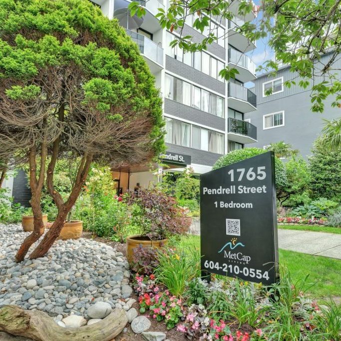 Sundowner Apartments - Photo 1