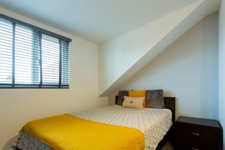 Archery Terrace, Hyde Park, Leeds - Photo 2