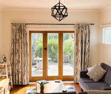 Pretty in Parkvale - FULLY FURNISHED - Photo 1