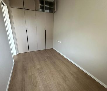Exklusive zwei Zimmer Wohnung in Charlottenburg, Erstbezug nach Vol... - Photo 2