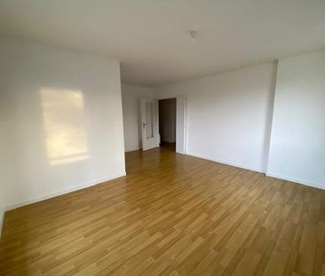 Location Appartement 3 pièces 62m² TREILLIERES 44119 - Photo 2