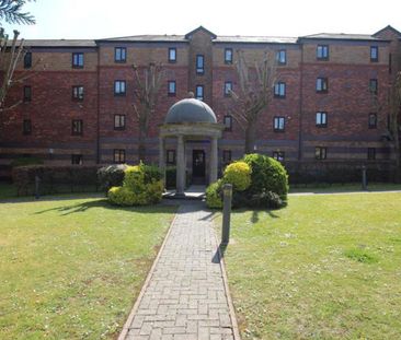 A fantastic one bedroom flat in the City Centre with parking and co... - Photo 5