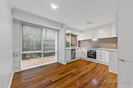 7 Davies Street, Rosanna - Photo 3