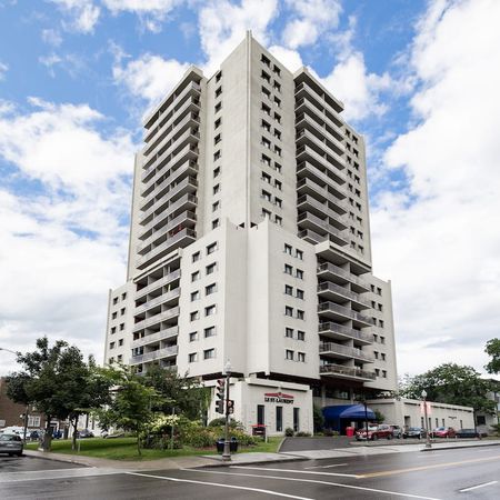 Le St-Laurent Apartments - Photo 3