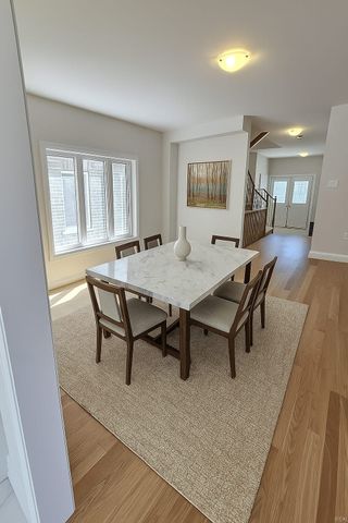 For Lease - 8 La Reine Avenue, Richmond Hill, Ontario - Photo 5