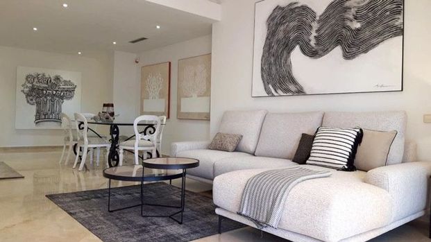 Alquiler de piso en Urbanización Golf Río Real - Photo 1