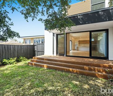 Brand-new Luxury with a Family Focus - Photo 4