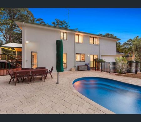 76 Balintore Drive, Castle Hill - Photo 2