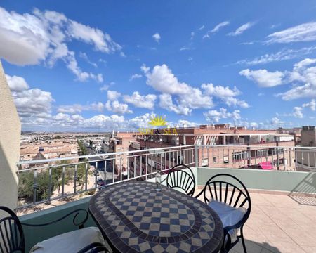 2 BEDROOM PENTHOUSE - TORREVIEJA - Photo 5