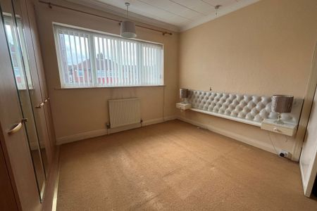 Heath Place - Photo 2